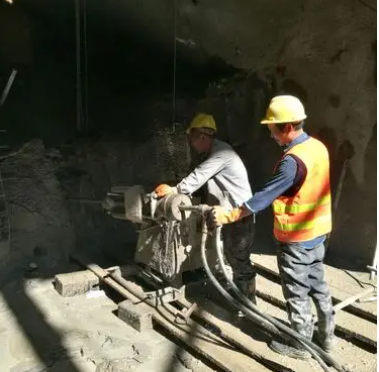 盐山水下抗分散灌浆料特点 水下不分散注浆料介绍